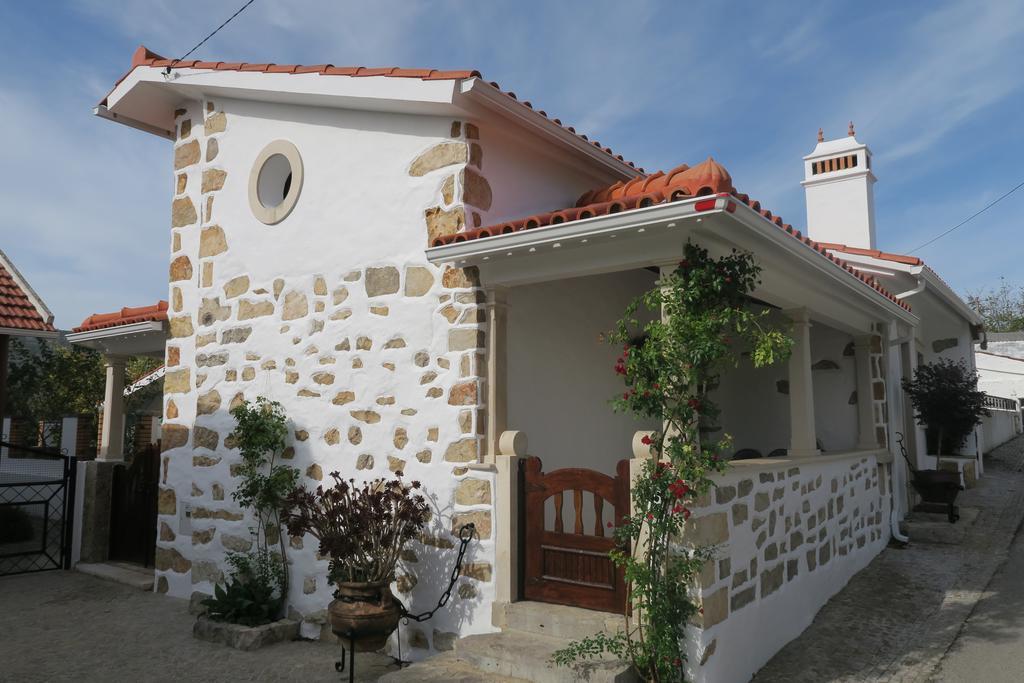 Noz Por Ca... Turismo Em Espaco Rural Alcaria  エクステリア 写真