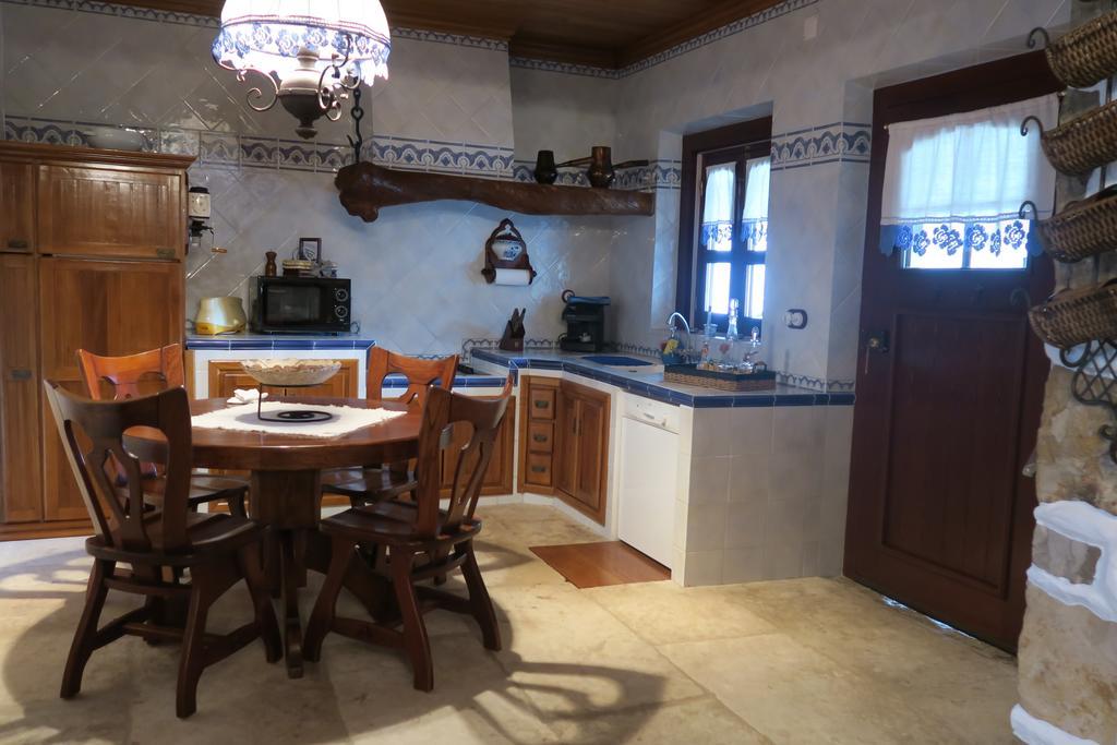 Noz Por Ca... Turismo Em Espaco Rural Alcaria  エクステリア 写真